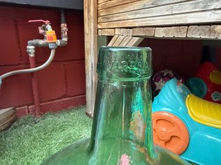 Botella de vidrio soplado verde grande Viresa 16L