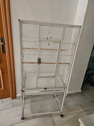 Jaula grande para pájaros