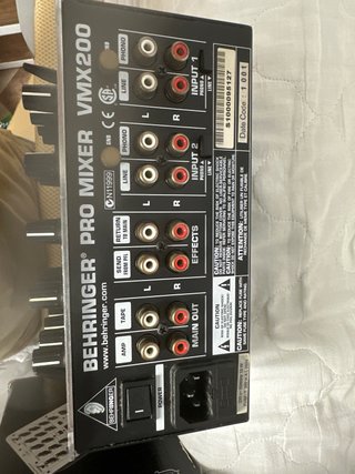 Behringer VMX200 Mezclador DJ 2 Canales