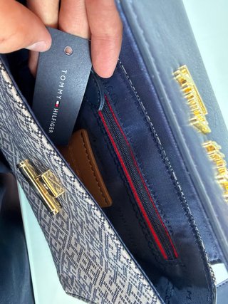 Bolso Tommy Hilfiger Beige y Azul