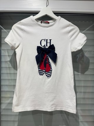 Camiseta CH con Zapatos Bailarina