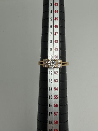 Anillo Oro 18k Diamante Talla 10 peso: 2,94