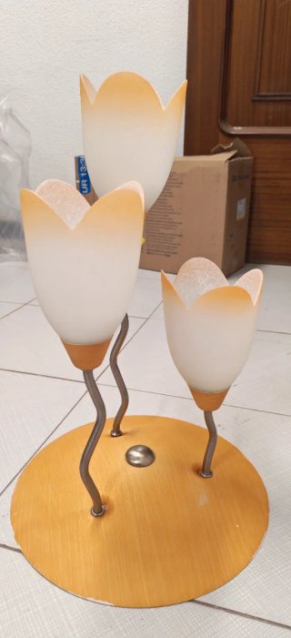 Lámpara de techo diseño floral