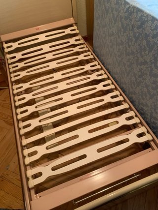 Cama médica sanitaria articulada