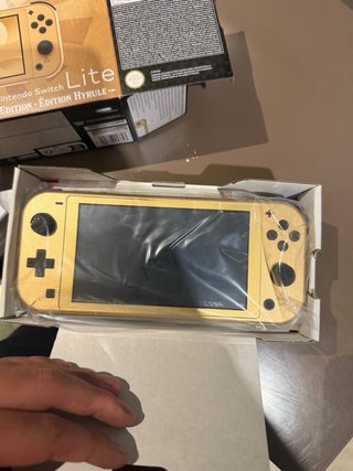 Nintendo Switch Lite Edición Hyrule Zelda.