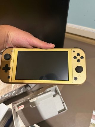 Nintendo Switch Lite Edición Hyrule Zelda.