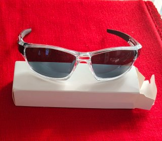 Gafas de sol deportivas negras y azules
