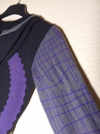 Chaqueta con capucha asimétrica - Talla S