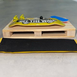 Fingerboard Vans