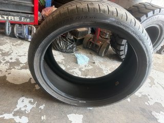 Neumáticos 235/35 R19 91Y perreli