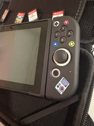 Nintendo Switch V2 + Estuche + 4 Juegos !!!