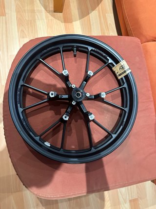 Llanta Delantera Yamaha MT 125/ YZF 125 2024