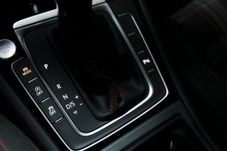 Volkswagen Golf GTI Perf. DSG 280cv Personalizado