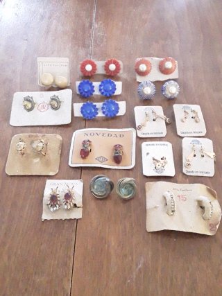 Lote pendientes vintage oro y rojo
