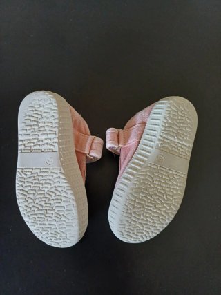Zapatillas bebé T. 21 lona rosa palo UNIT