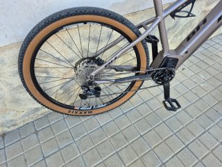 Bicicleta Eléctrica BH ATON PRO 0FERTA COMO NUEVA