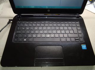 Portátil HP 14-R203NS Negro
