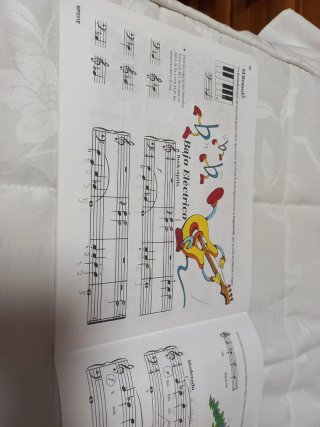 Piano Bastien Elemental B - Libro Música
