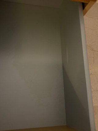 Mesitas de noche de madera.