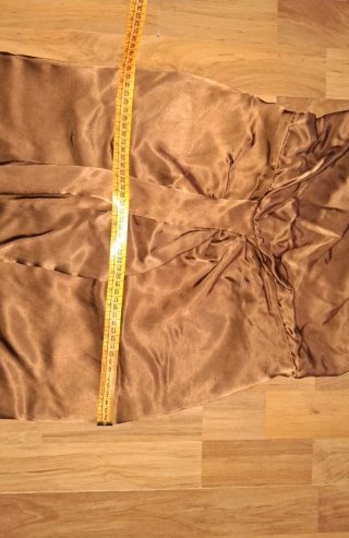 Vestido Zara marrón raso