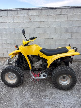 QUAD ADLY ATV 300 Amarillo