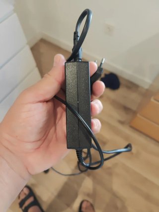 Volante Logitech G25 con pedales y palanca
