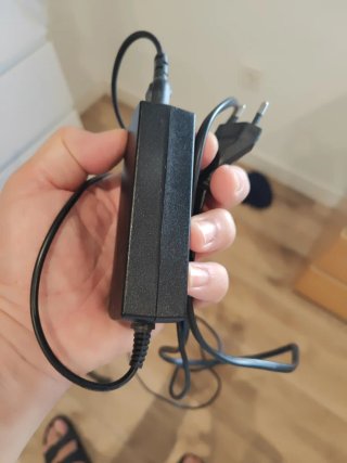 Volante Logitech G25 con pedales y palanca