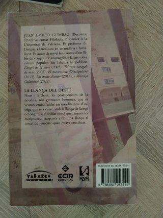 Marta i els segrestaors y la lanza del desti