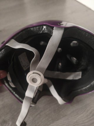 Patines en línea negros y rosas
