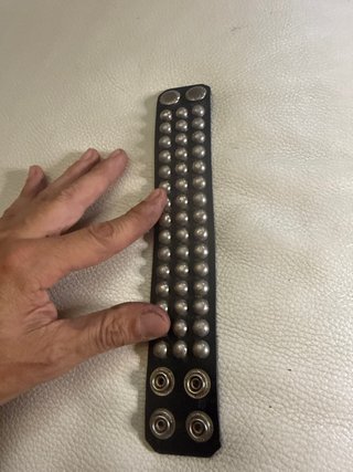 Pulsera Dsquared2 Cuero Negro Tachonada Runway