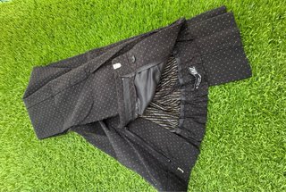 Pantalón pitillo Zara negro estampado