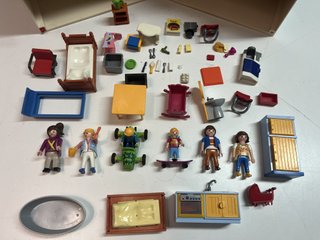 Maletín Casa Playmobil con Muñecas y Accesorios