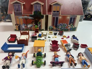 Maletín Casa Playmobil con Muñecas y Accesorios
