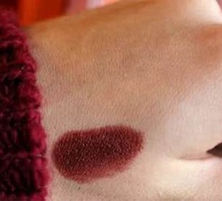 ESTEE LAUDER Pure Color Envy Lipstick 150