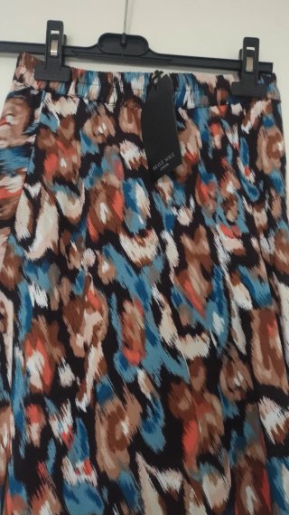 Falda Brave Soul animal print con etiqueta