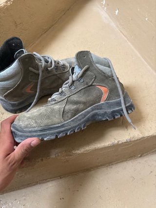 Botas de trabajo grises