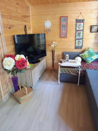 OFERTA VENTA CASA DE MADERA, SEMINUEVA