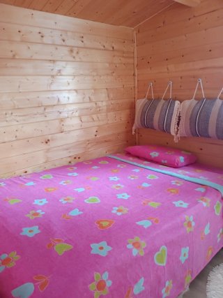 OFERTA VENTA CASA DE MADERA, SEMINUEVA