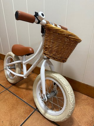 Bicicleta infantil Banwood blanca
