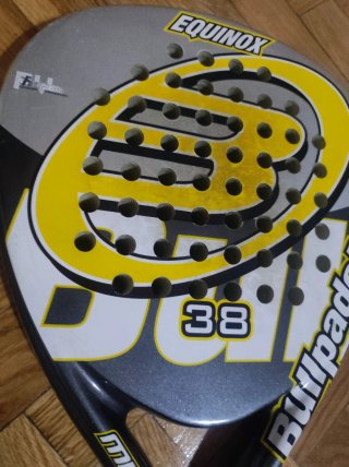Pala de pádel Bullpadel Equinox 38