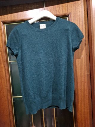 Diferentes Jerseys tallas M por 1 euro la unidad