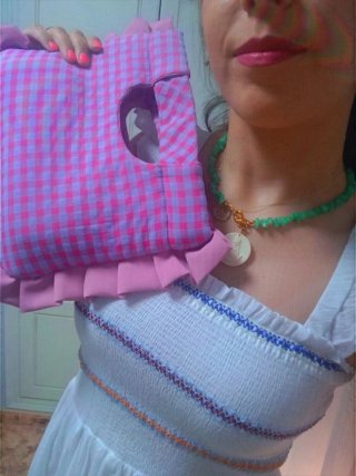 Bolso de verano con volantes