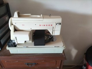 Máquina de coser Singer 1288