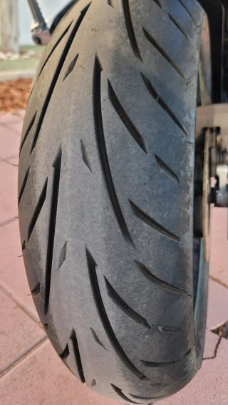 Kawasaki Z750