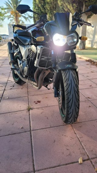 Kawasaki Z750
