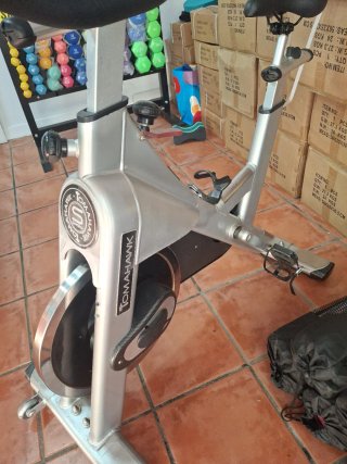 Bicicleta Spinning Tomahawk