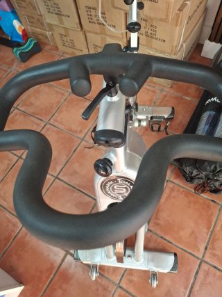 Bicicleta Spinning Tomahawk