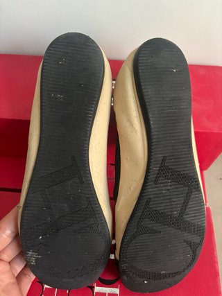 Bailarinas CH Talla 38 Beige y Negro