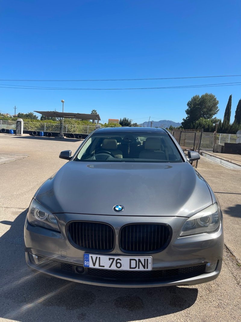 BMW Serie 7 2008 - foto 1