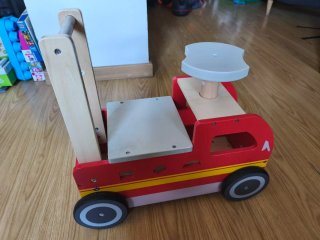 Correpasillos de madera para niños